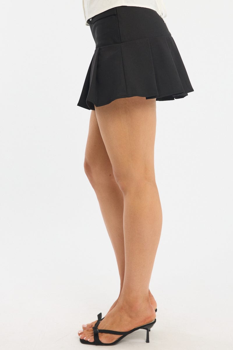 Black Mini Skort Skirt Knife Pleat Buckle Detail