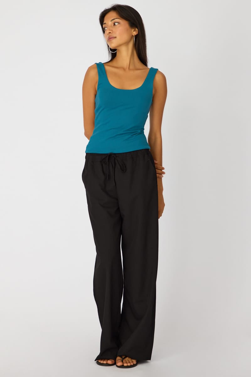 Blue Sleeveless Scoop Neck Tank Top