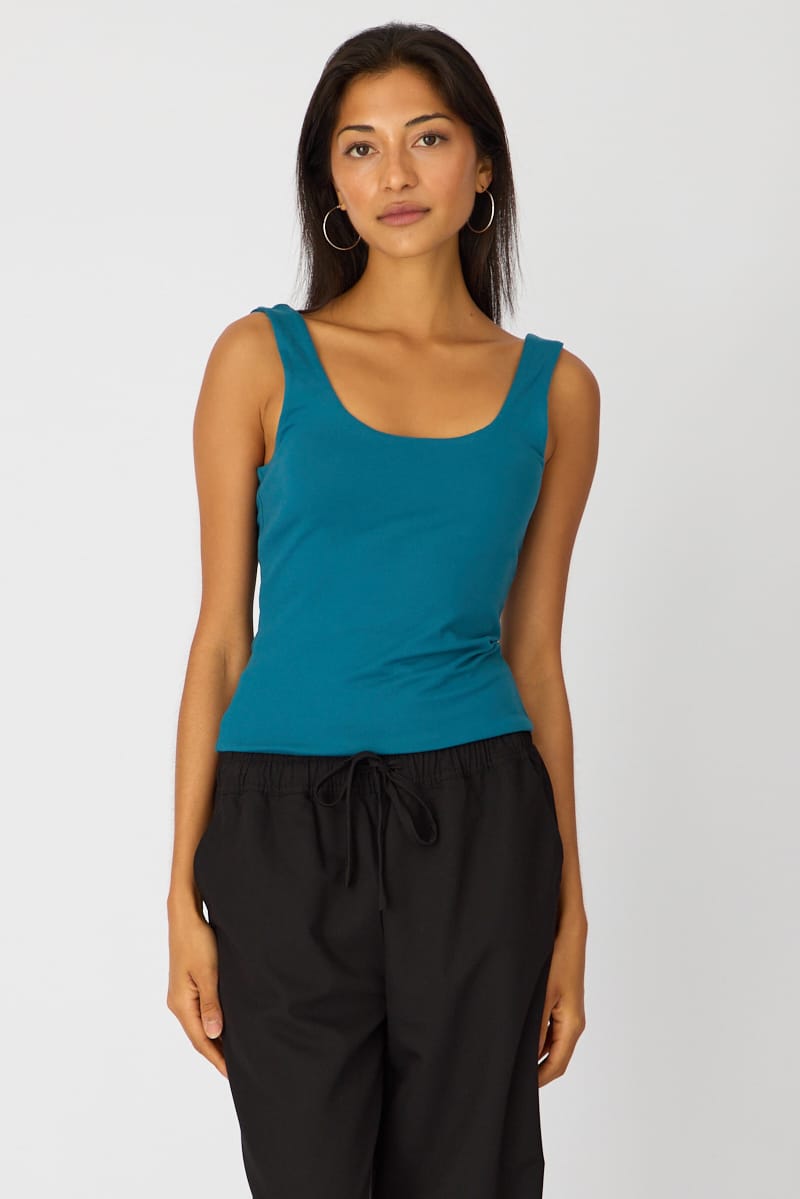 Blue Sleeveless Scoop Neck Tank Top